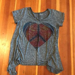 Peace Sign Love | Grey V-Neck | L